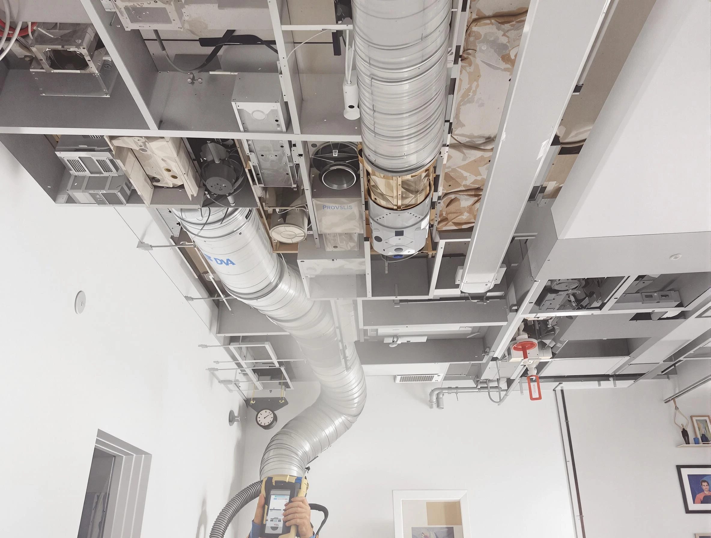 Professional air duct cleaning service by Lake Land'Or Air Duct Cleaning in Lake Land'Or